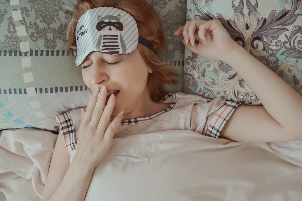 眠気覚ましに効果的なおすすめの方法は？